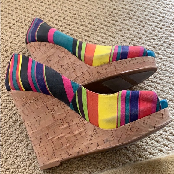 COPY - Nine West Colorful Striped Cork Wedges Size 8 - Picture 7 of 7